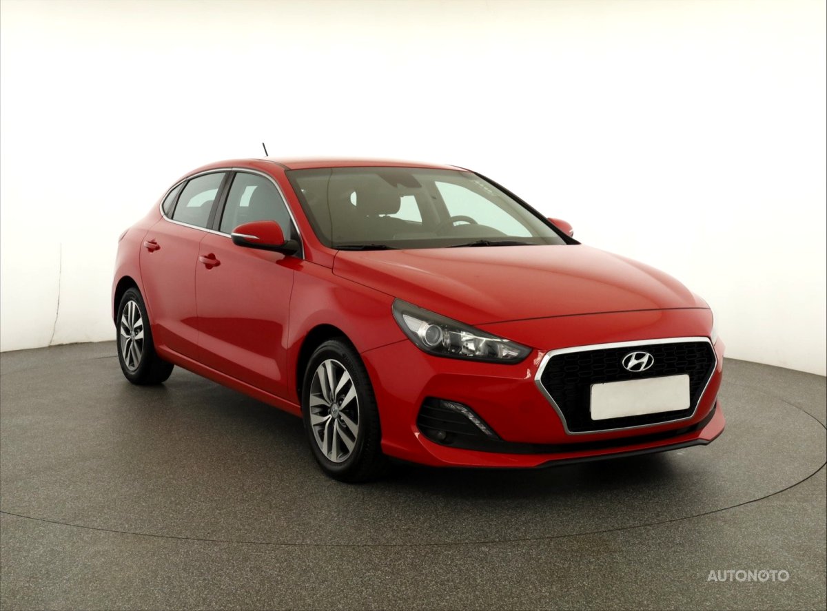 Hyundai i30 Fastback, 2018 - celkový pohled