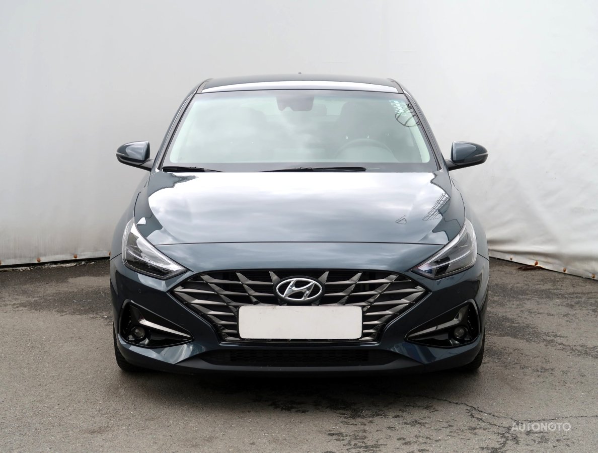 Hyundai i30 Fastback, 2023 - pohled č. 2