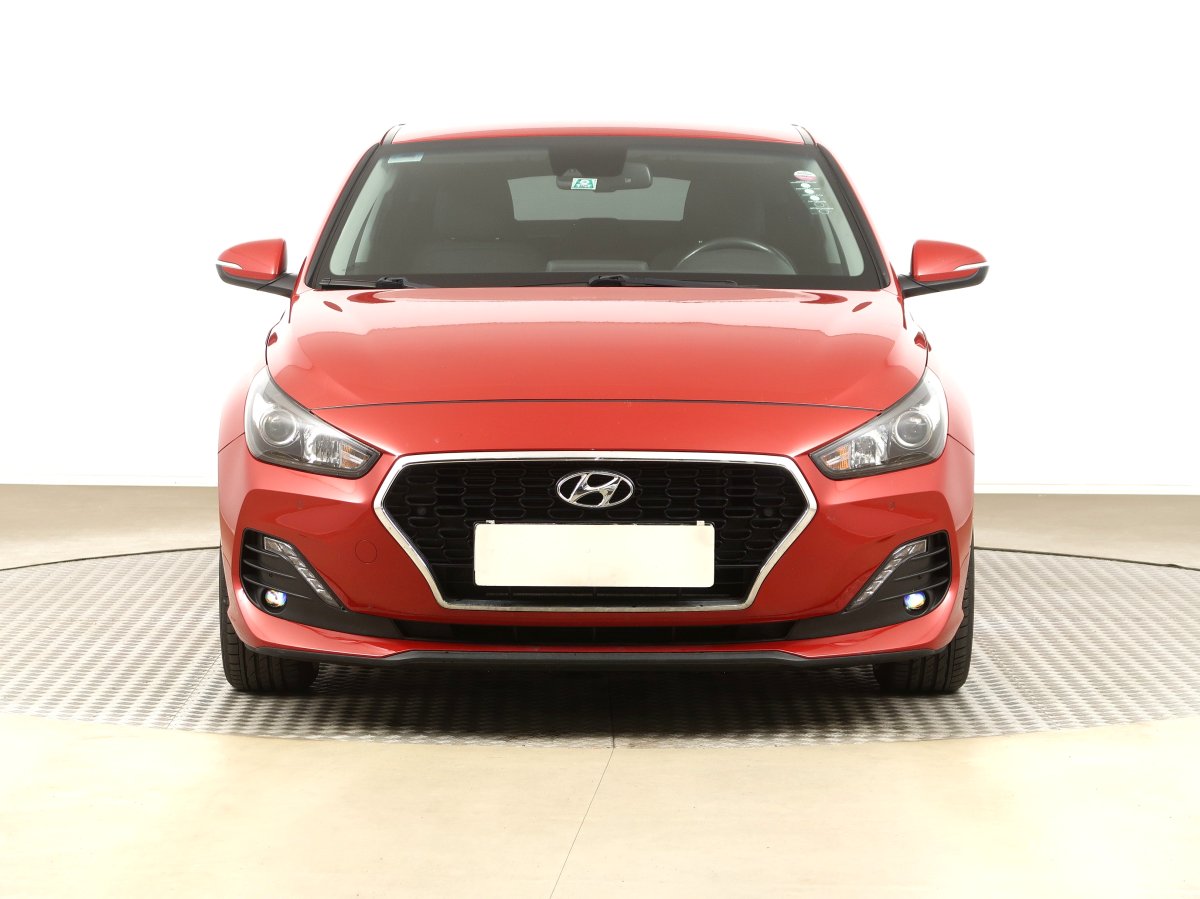 Hyundai i30 Fastback, 2018 - pohled č. 2