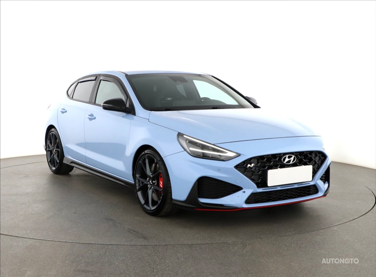 Hyundai i30 Fastback, 2023 - celkový pohled
