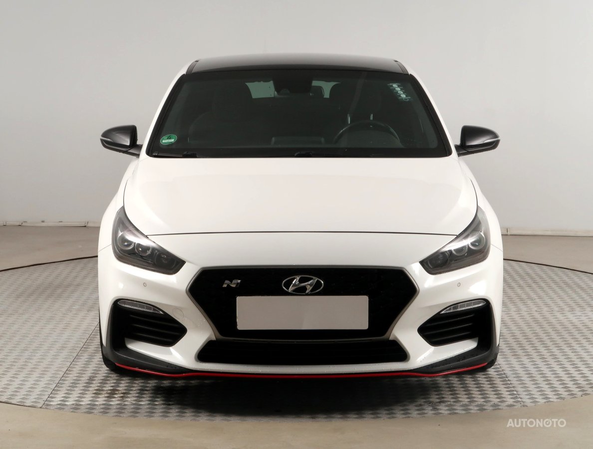 Hyundai i30 Fastback, 2019 - pohled č. 2