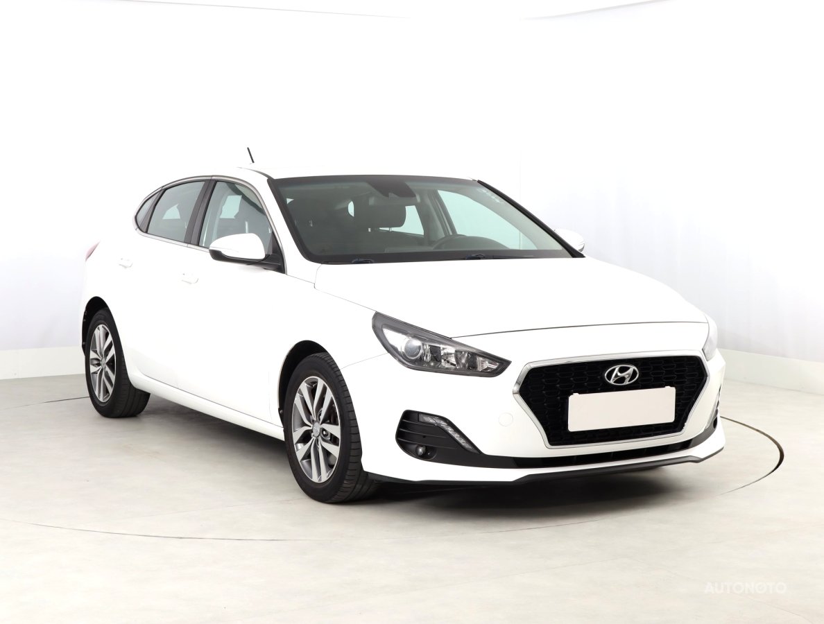Hyundai i30 Fastback, 2018 - celkový pohled