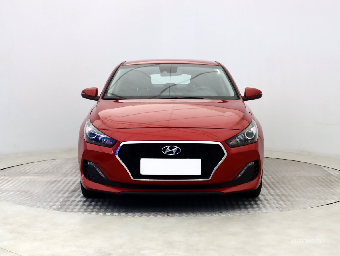 Hyundai i30 Fastback, 2020 - pohled č. 2