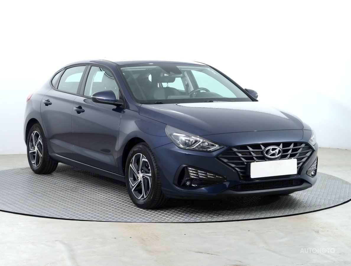 Hyundai i30 Fastback, 2020 - celkový pohled