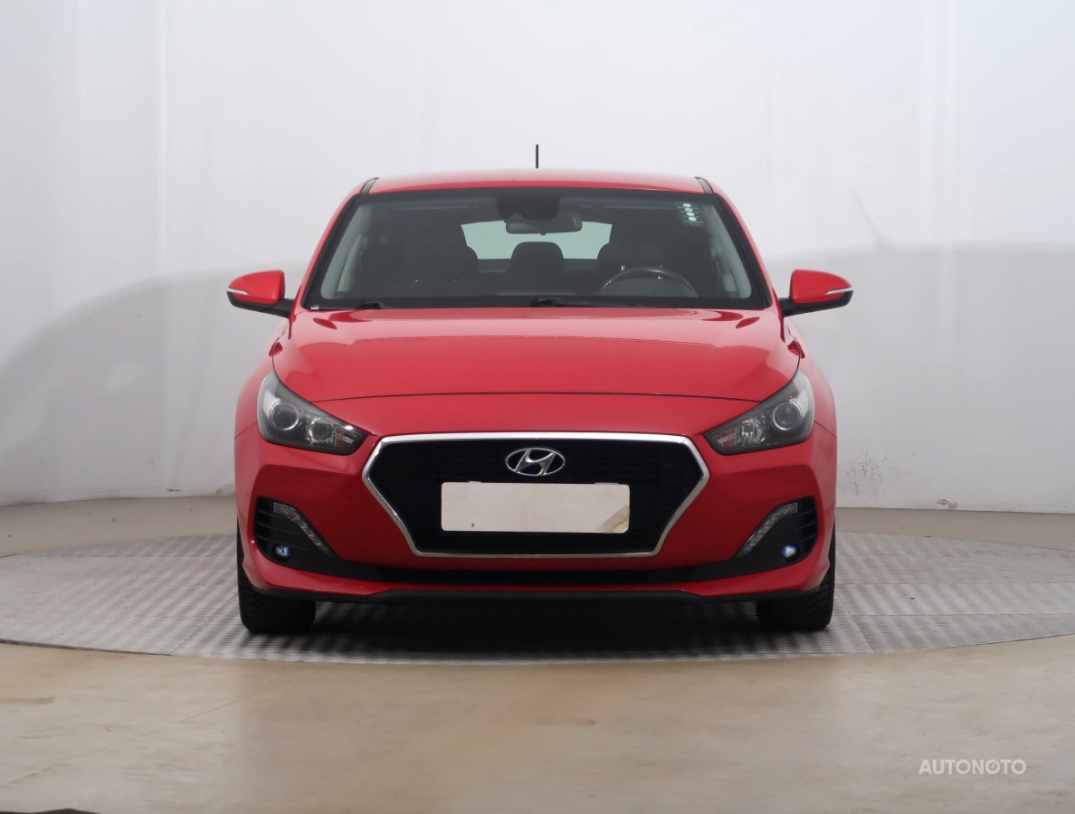 Hyundai i30 Fastback, 2018 - pohled č. 2