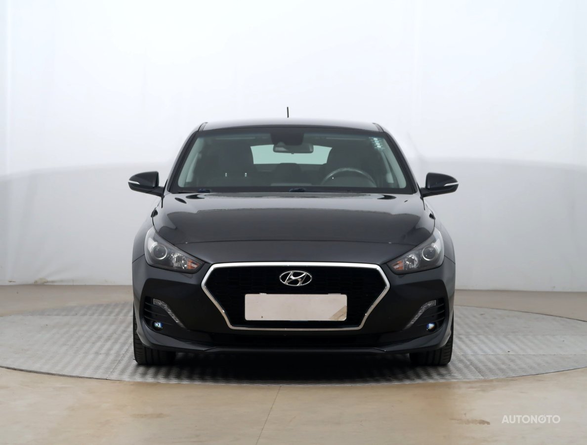 Hyundai i30 Fastback, 2019 - pohled č. 2