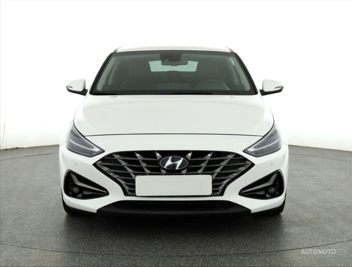 Hyundai i30 Fastback, 2021 - pohled č. 2