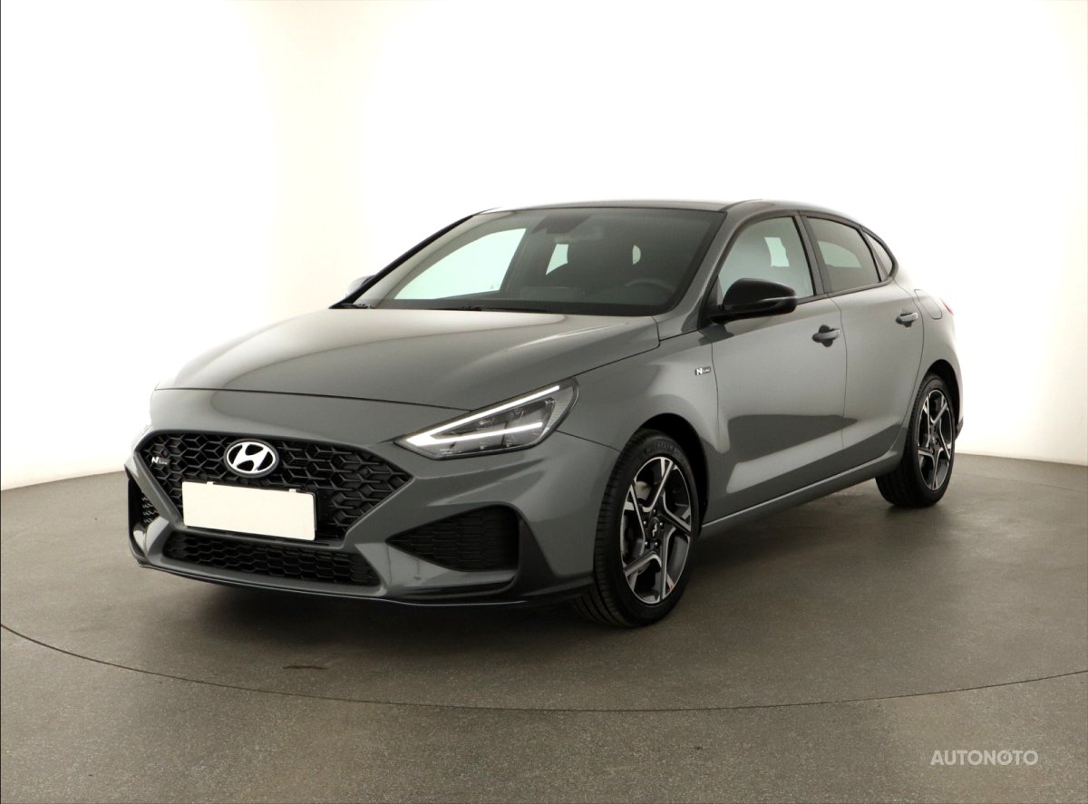 Hyundai i30 Fastback, 2024 - pohled č. 3