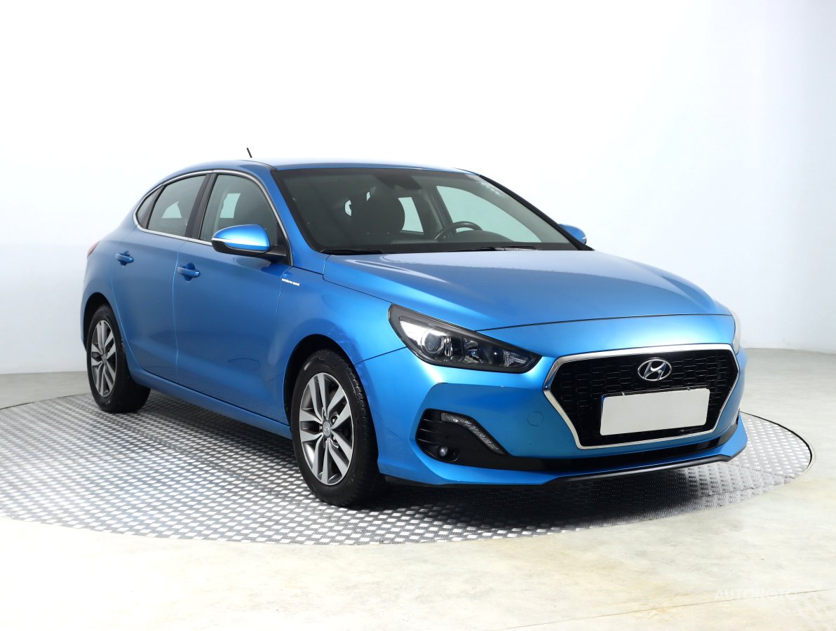 Hyundai i30 Fastback, 2018 - celkový pohled