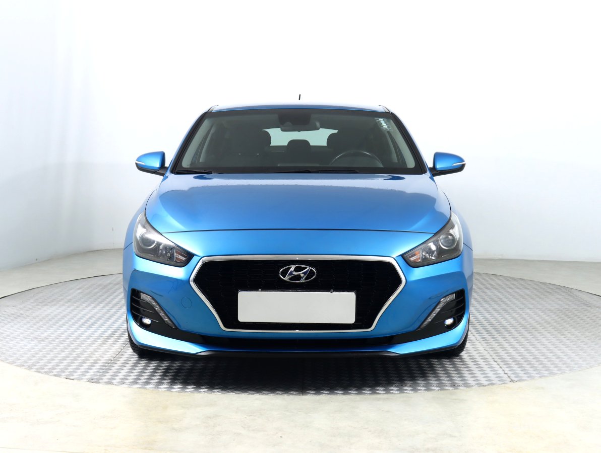 Hyundai i30 Fastback, 2018 - pohled č. 2