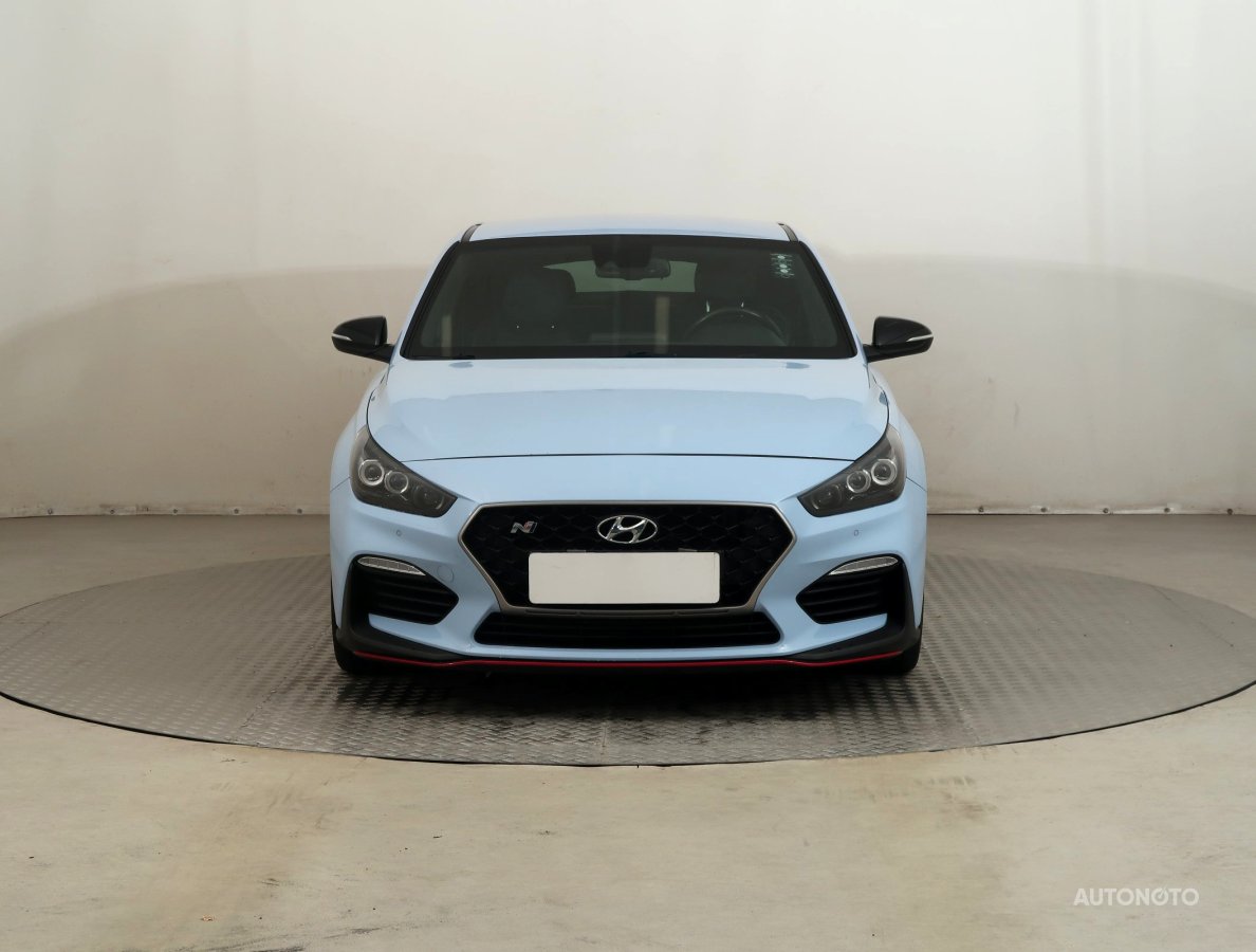Hyundai i30 Fastback, 2019 - pohled č. 2