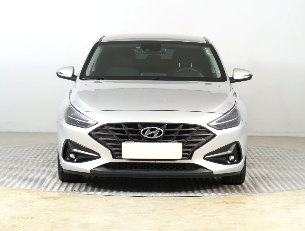 Hyundai i30 Fastback, 2020 - pohled č. 2