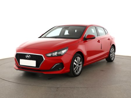 Hyundai i30 Fastback, 2020 - pohled č. 3