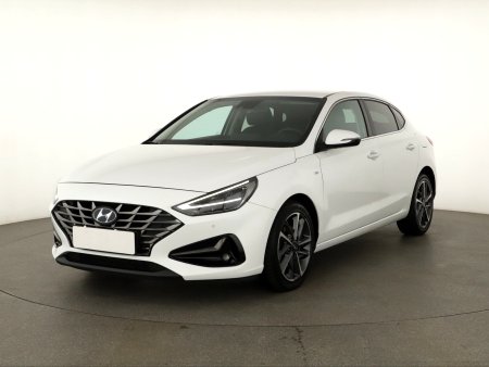 Hyundai i30 Fastback, 2020 - pohled č. 3