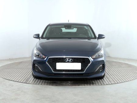Hyundai i30 Fastback, 2018 - pohled č. 2
