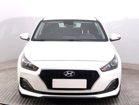 Hyundai i30 Fastback, 2019 - pohled č. 2