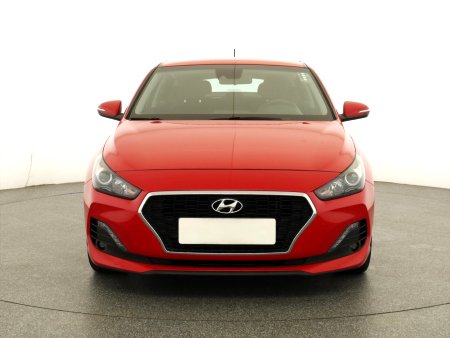Hyundai i30 Fastback, 2019 - pohled č. 2