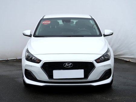 Hyundai i30 Fastback, 2019 - pohled č. 2