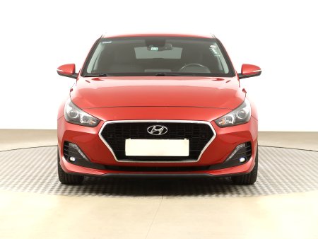 Hyundai i30 Fastback, 2018 - pohled č. 2