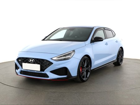 Hyundai i30 Fastback, 2023 - pohled č. 3