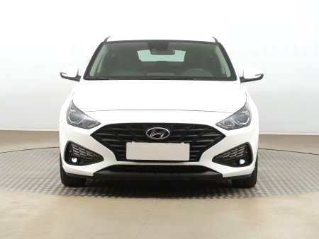 Hyundai i30 Fastback, 2022 - pohled č. 2
