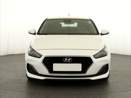 Hyundai i30 Fastback, 2019 - pohled č. 2