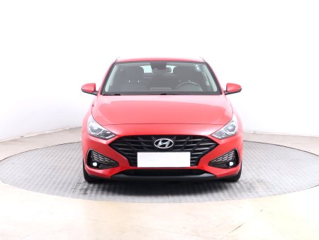 Hyundai i30 Fastback, 2021 - pohled č. 2