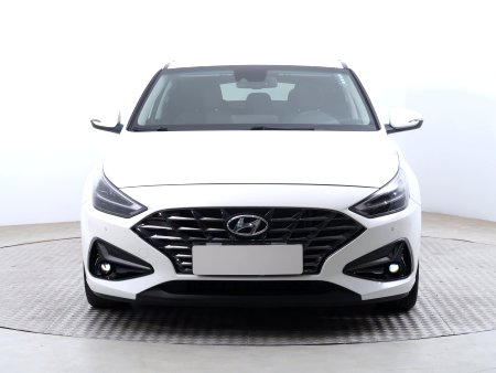 Hyundai i30 Fastback, 2021 - pohled č. 2