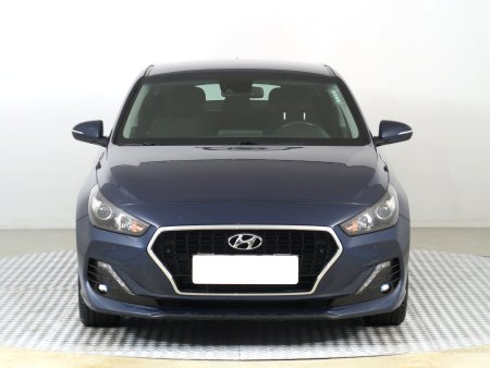 Hyundai i30 Fastback, 2019 - pohled č. 2