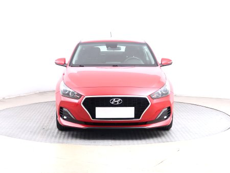 Hyundai i30 Fastback, 2019 - pohled č. 2