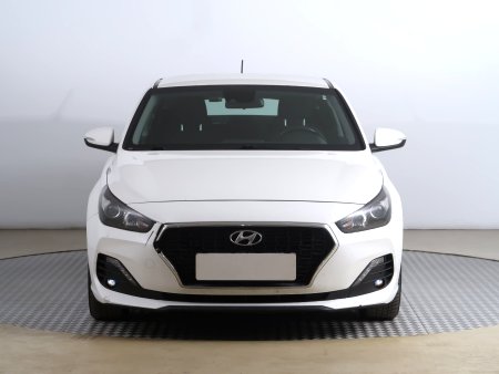 Hyundai i30 Fastback, 2018 - pohled č. 2