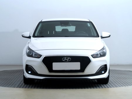 Hyundai i30 Fastback, 2018 - pohled č. 2