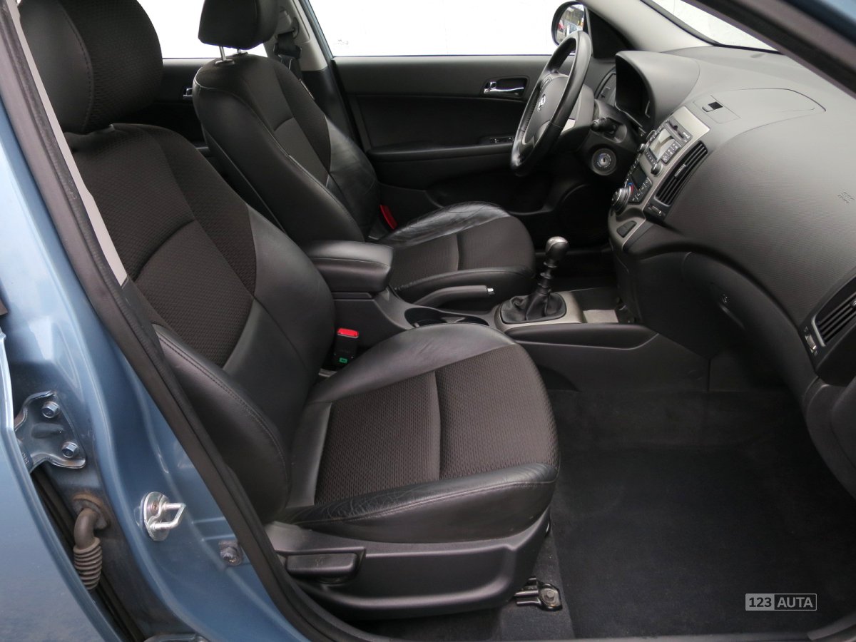 Hyundai i30, 2008 - pohled č. 12