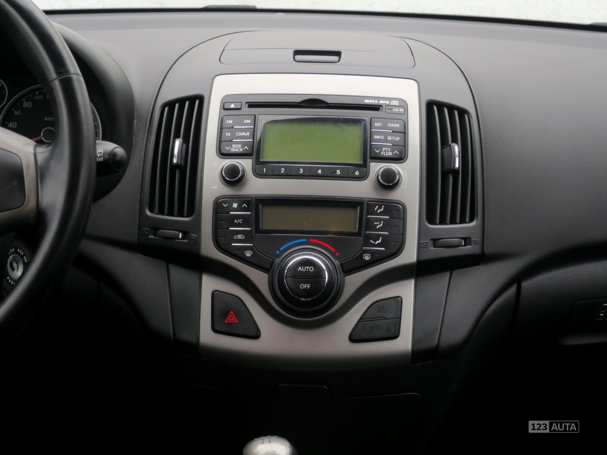 Hyundai i30, 2008 - pohled č. 13