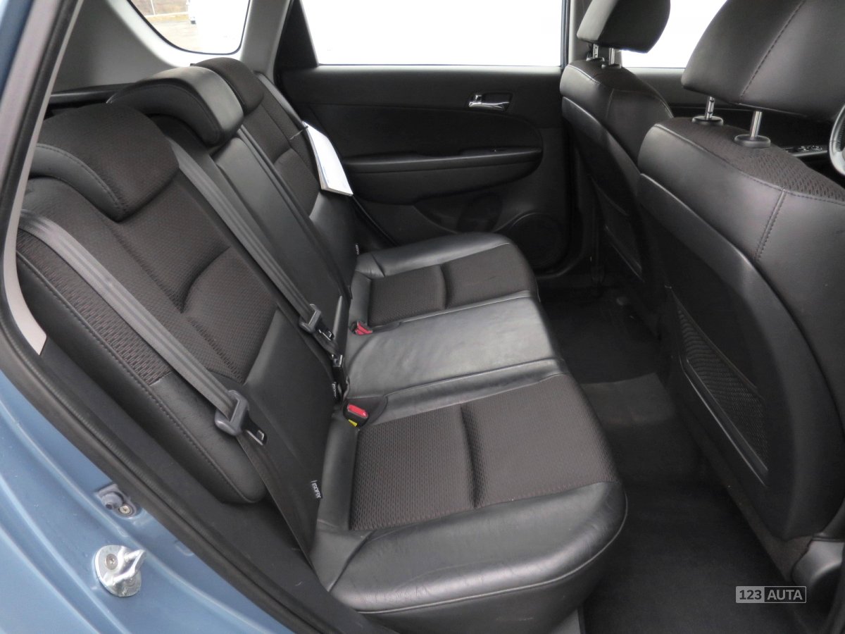 Hyundai i30, 2008 - pohled č. 16