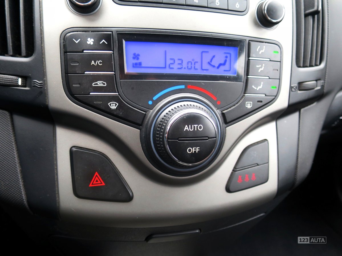 Hyundai i30, 2008 - pohled č. 22