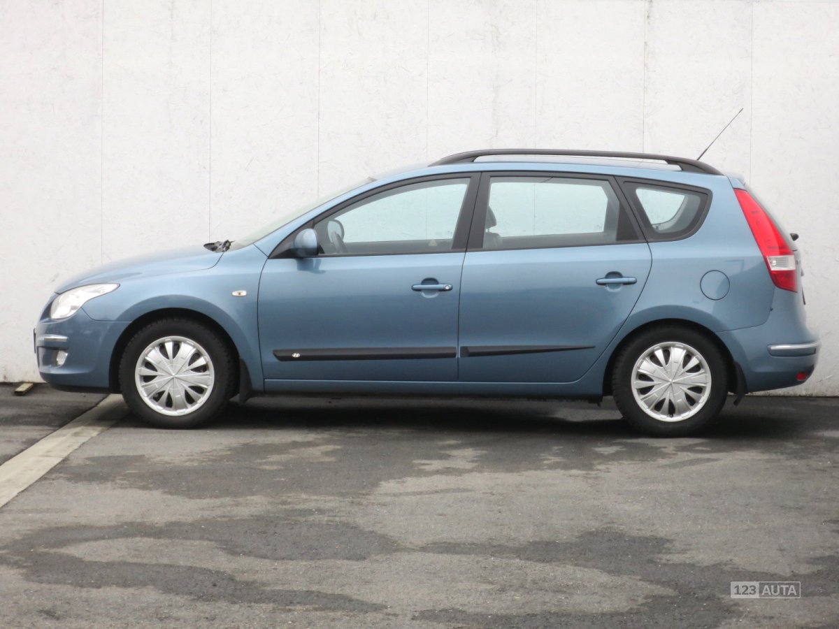 Hyundai i30, 2008 - pohled č. 4