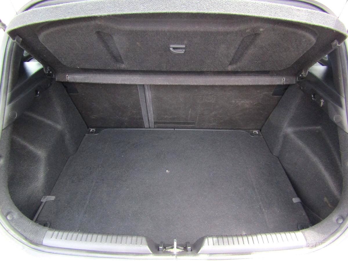 Hyundai i30, 2012 - pohled č. 10