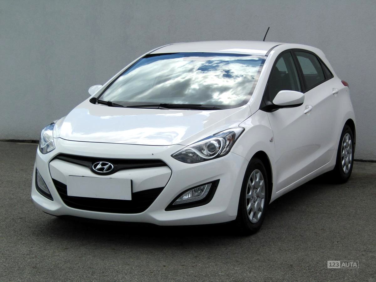 Hyundai i30, 2012 - pohled č. 3
