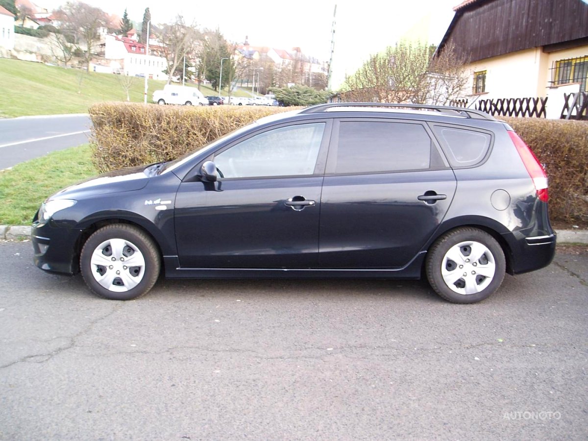 Hyundai i30, 2011 - pohled č. 2