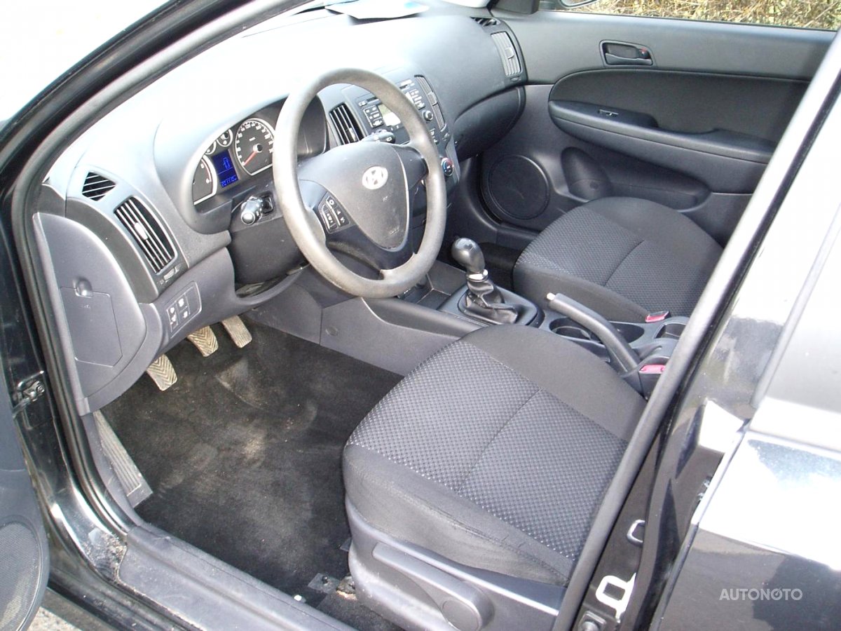 Hyundai i30, 2011 - pohled č. 5