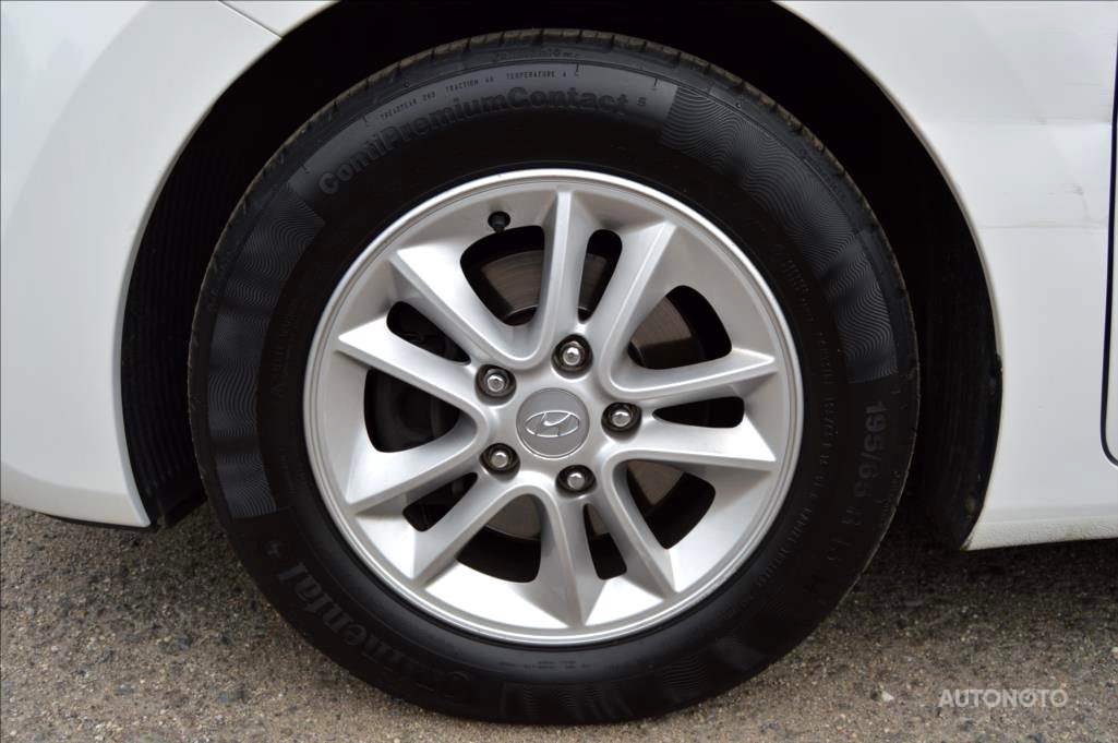 Hyundai i30, 2012 - pohled č. 9