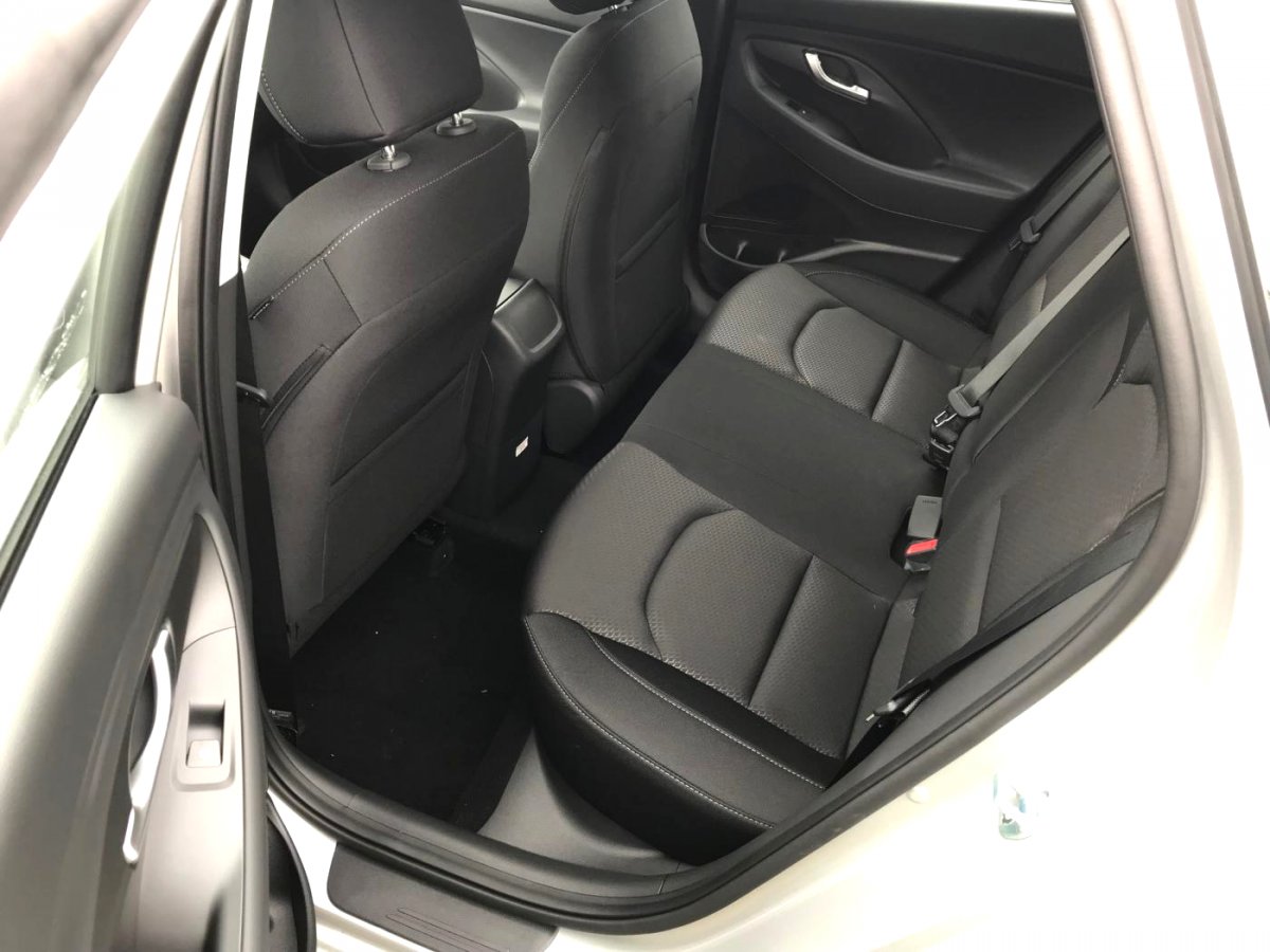 Hyundai i30, 2018 - pohled č. 6