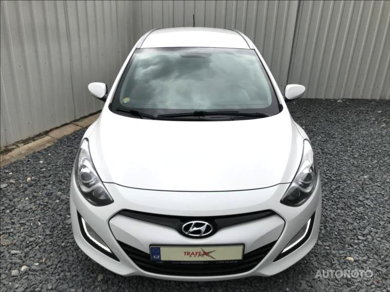 Hyundai i30, 2014 - pohled č. 5