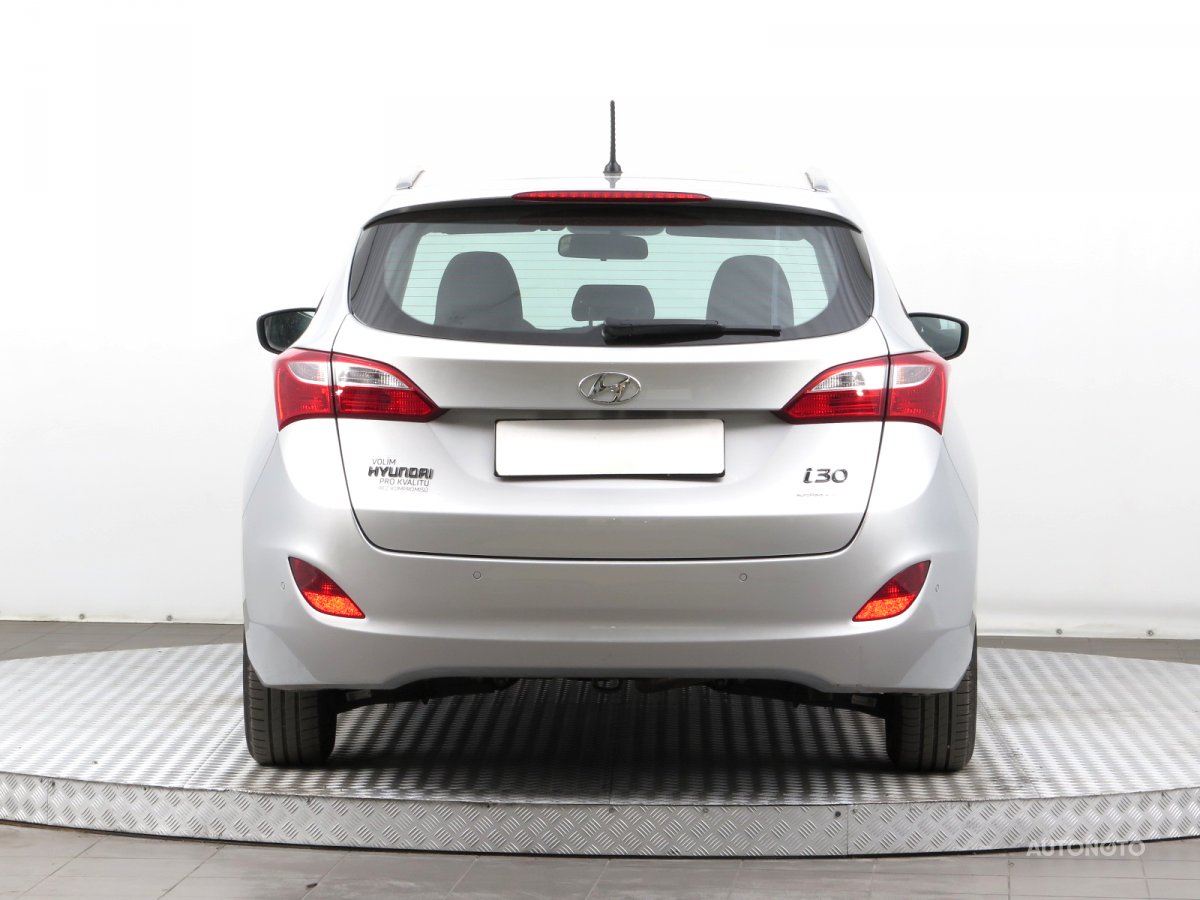 Hyundai i30, 2017 - pohled č. 6