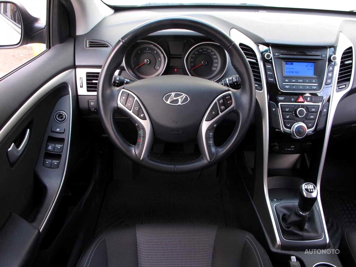 Hyundai i30, 2017 - pohled č. 9