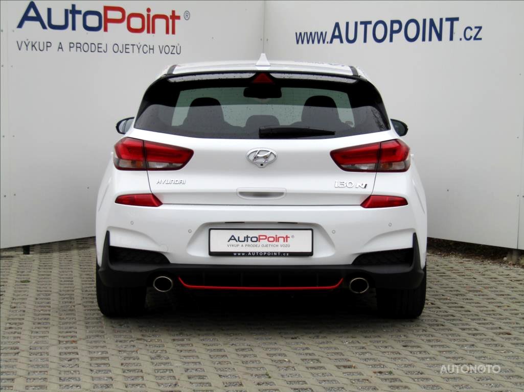 Hyundai i30, 2018 - pohled č. 5