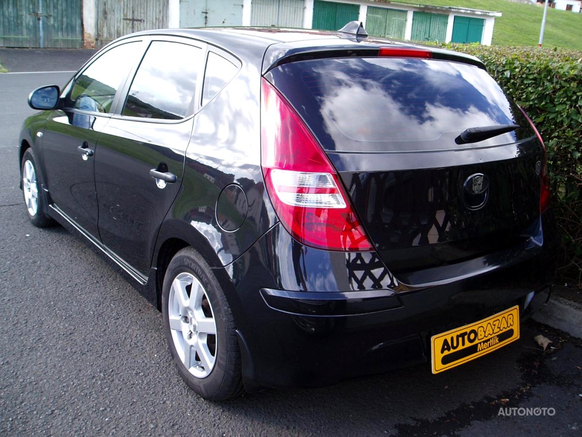 Hyundai i30, 2010 - pohled č. 3