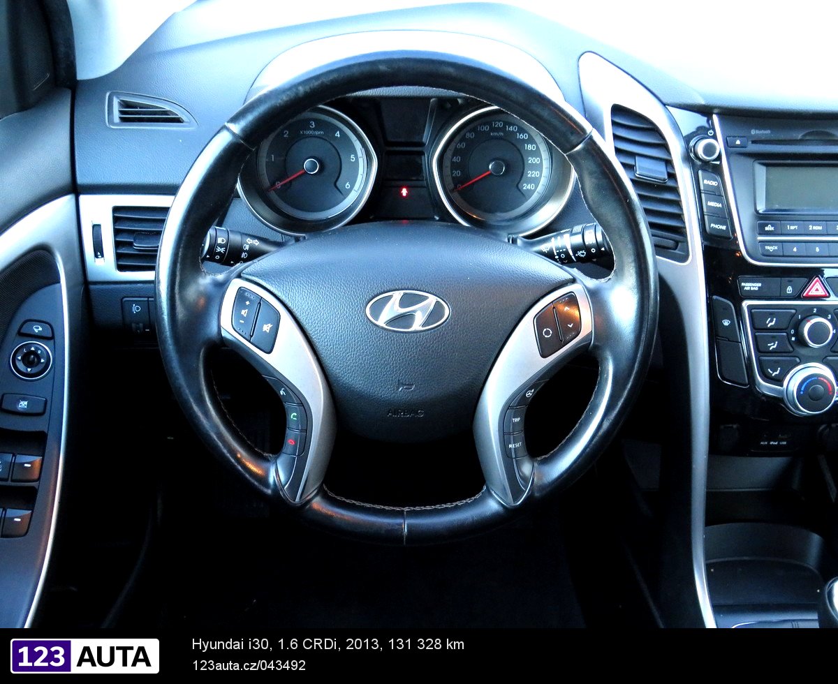 Hyundai i30, 2014 - pohled č. 12