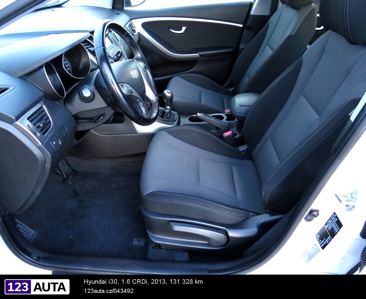 Hyundai i30, 2014 - pohled č. 14